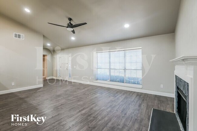 Building Photo - 804 Courson Dr