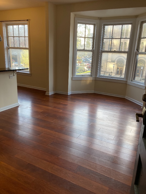 Primary Photo - 406 N Delaware St