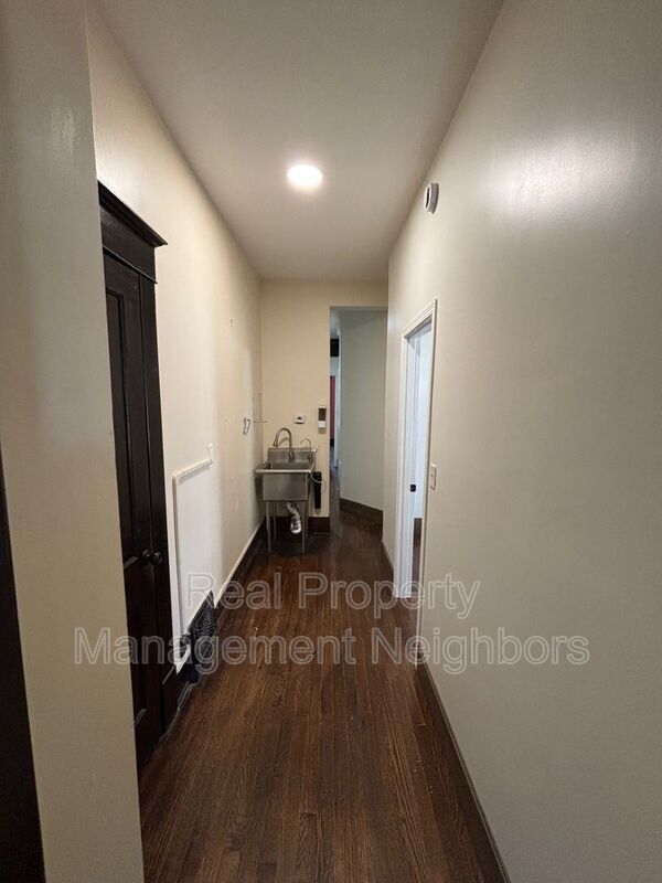Foto del edificio - 216 Lafayette Ave NE