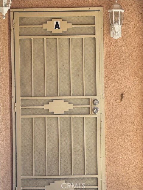 Foto del edificio - 3538 W 108th St