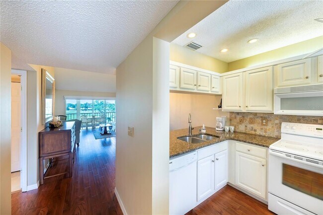 Foto del edificio - 437 Cerromar Ln