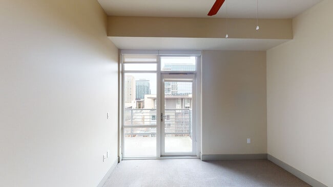 Interior Photo - Ashton Bellevue