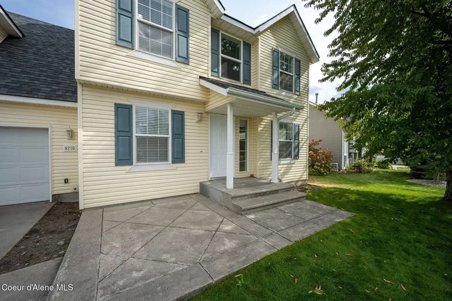 Building Photo - 8210 N Brookside Dr