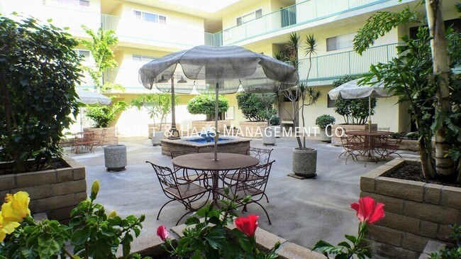 Foto del edificio - 1187 E 3rd St