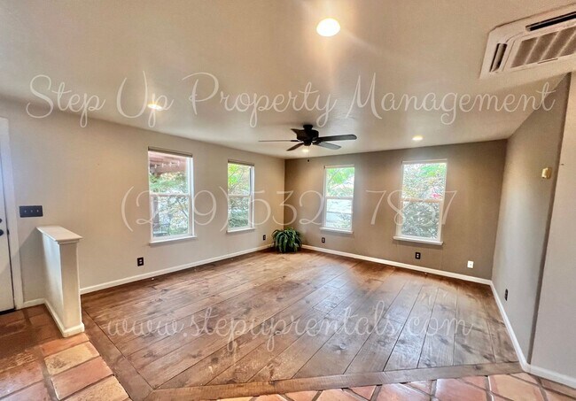 Foto del edificio - Charming Angels Camp Cottage with Solar