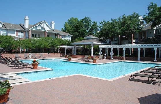 Courts of Bent Tree - Alquileres en Dallas, TX | Apartamentos.com