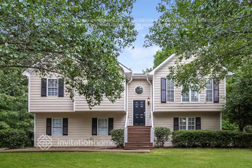 Primary Photo - 220 Bethel Dr