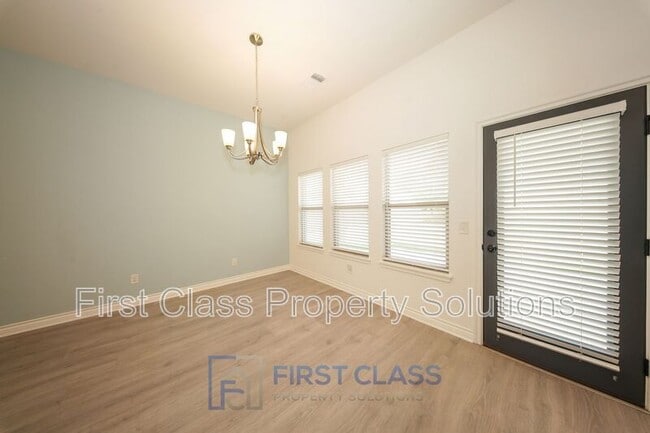 Building Photo - 13305 Watson Dr
