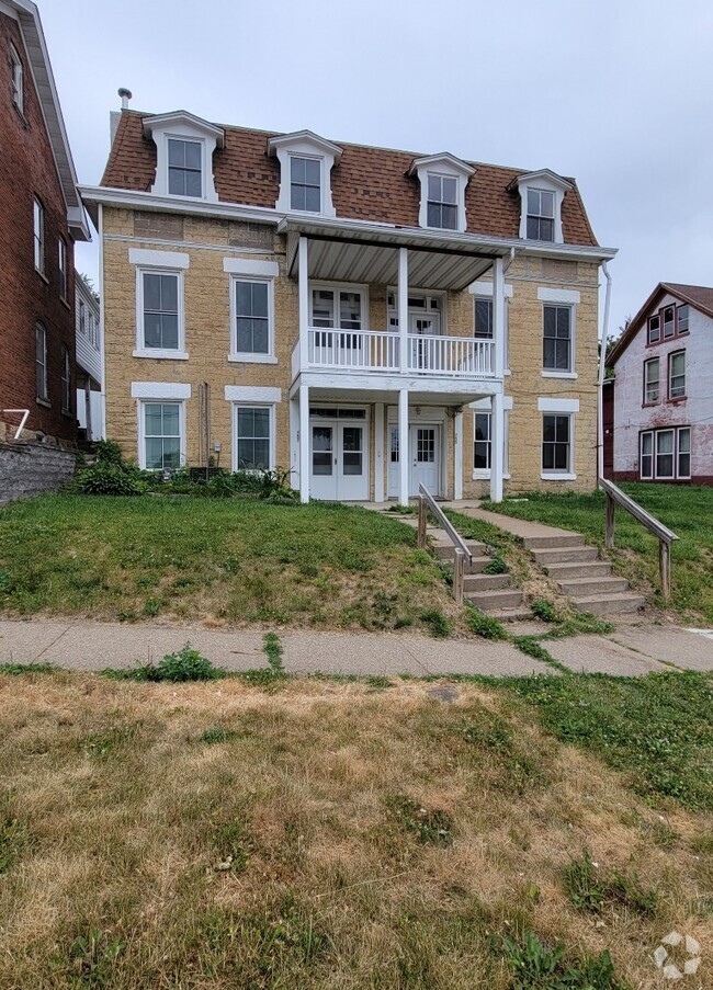 Building Photo - 757 W 3rd St