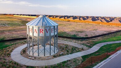 Building Photo - 2007 Bryan Ave