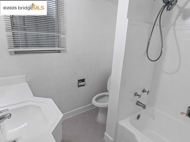 Foto del edificio - 3562 Seminary Ave