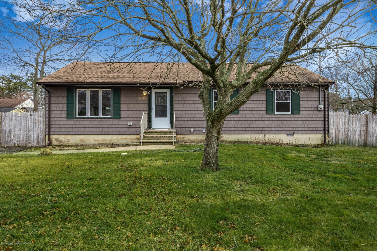 1213 Cable Ave, Beachwood, NJ 08722 House Rental in Beachwood, NJ