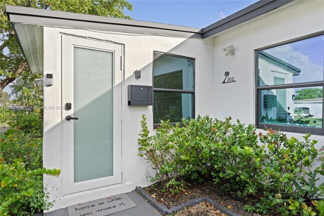 Foto del edificio - 300 SW 23rd St