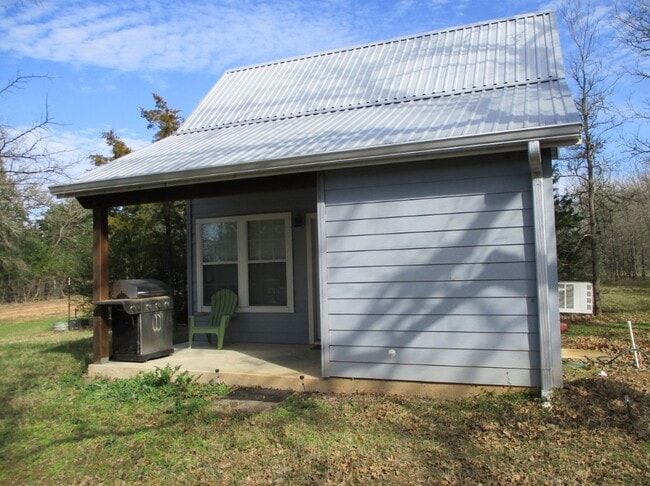 Building Photo - 488 FM 1441 Building Photo - 488 FM 1441