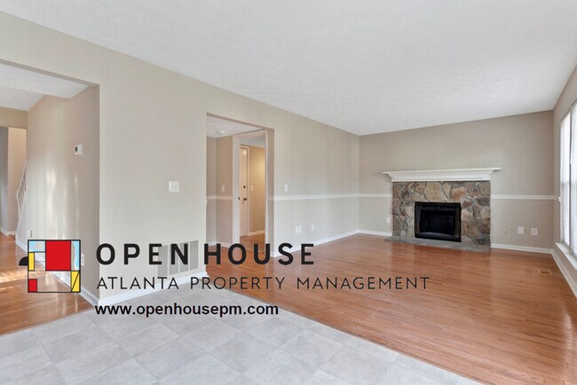 Foto del edificio - 10545 Virginia Pine Lane, Alpharetta