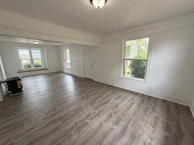 Foto del edificio - 2350 Marion St SE