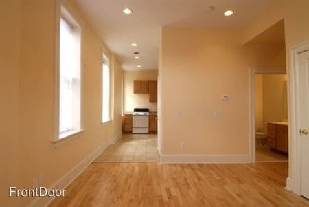 Building Photo - 4476 Chouteau Ave
