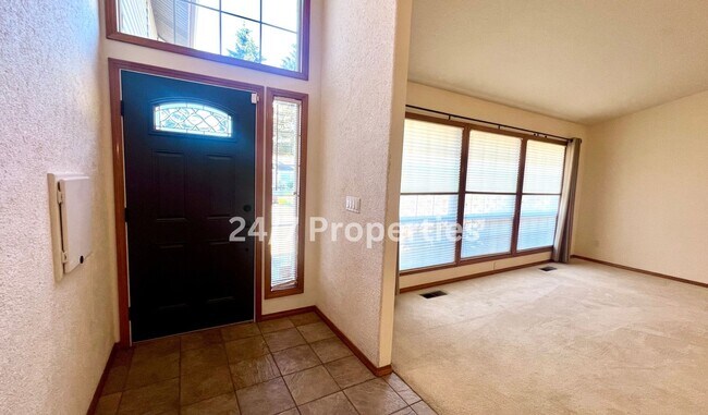 Foto del edificio - 4BD I 3BA - Gresham Home!