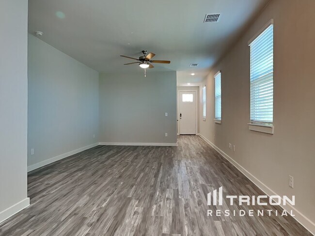 Foto del edificio - 513 Raglands Road Leander TX