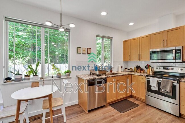 Foto del edificio - 4495 248th Ln SE