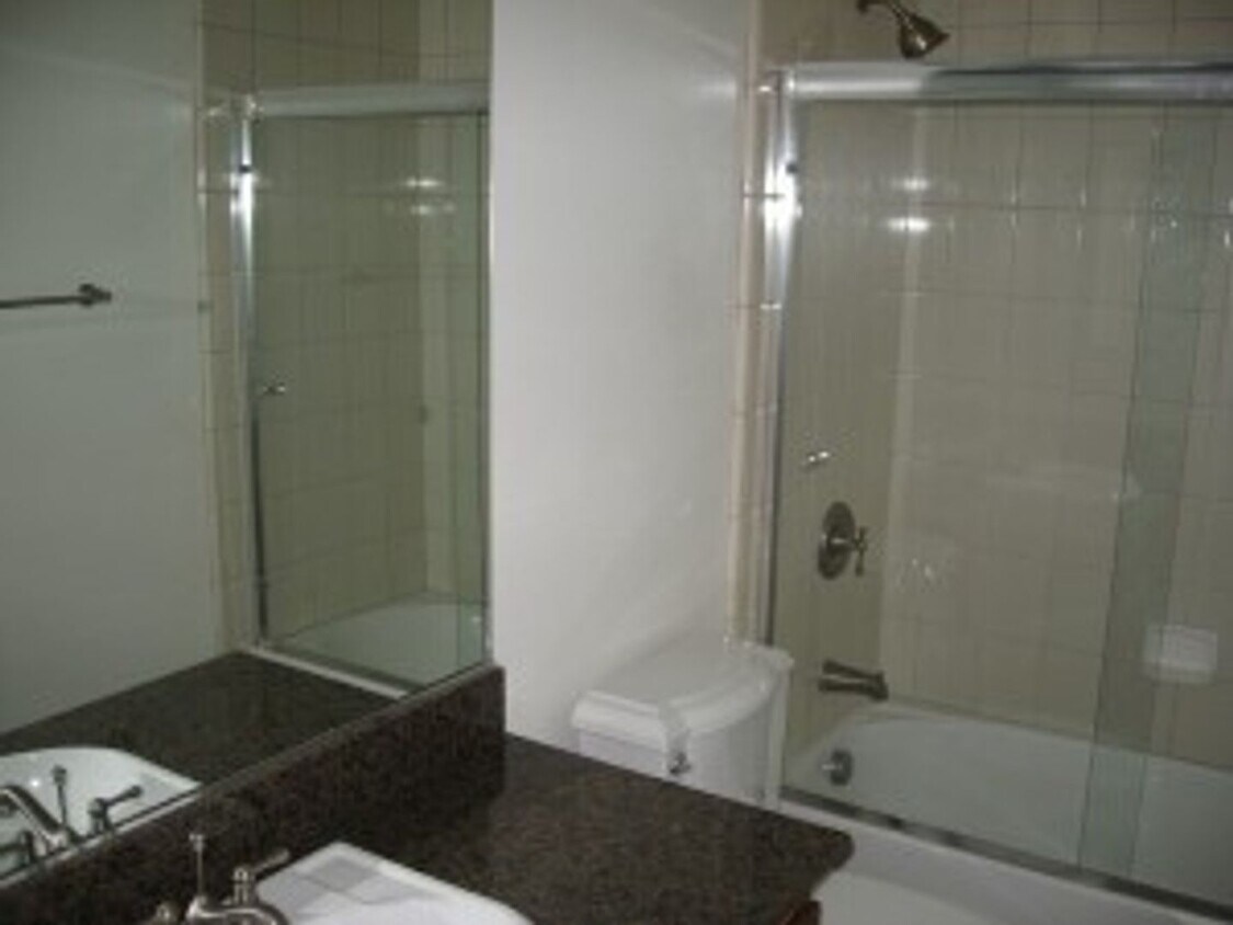 Foto principal - Mountain House Home Spacious 4 Bedroom, 3 ...