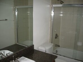 Building Photo - 352 W Camarada Ct