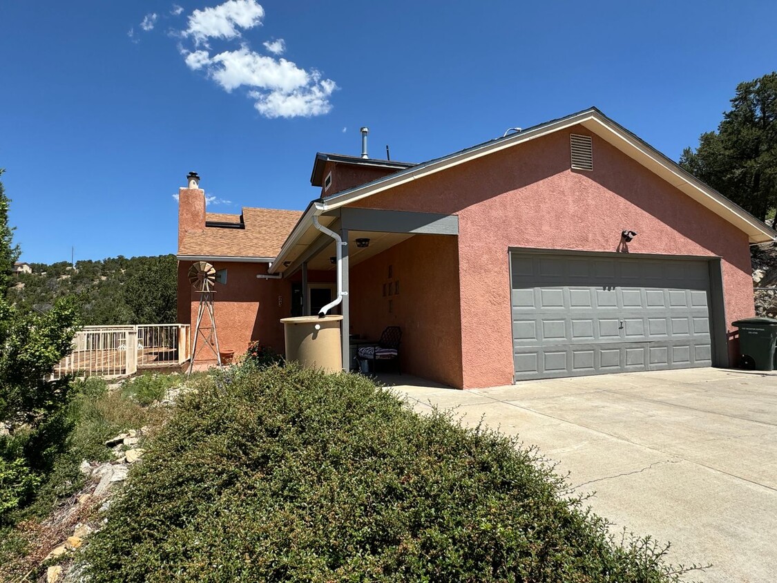 23 Forest Rd, Tijeras, NM 87059 - House Rental in Tijeras, NM ...