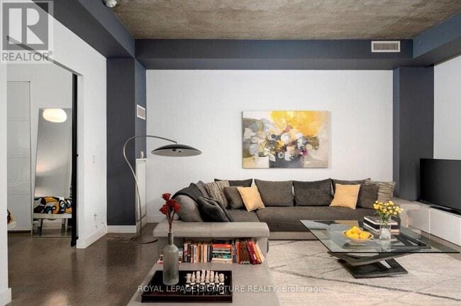 Photo du bâtiment - 19 Brant St