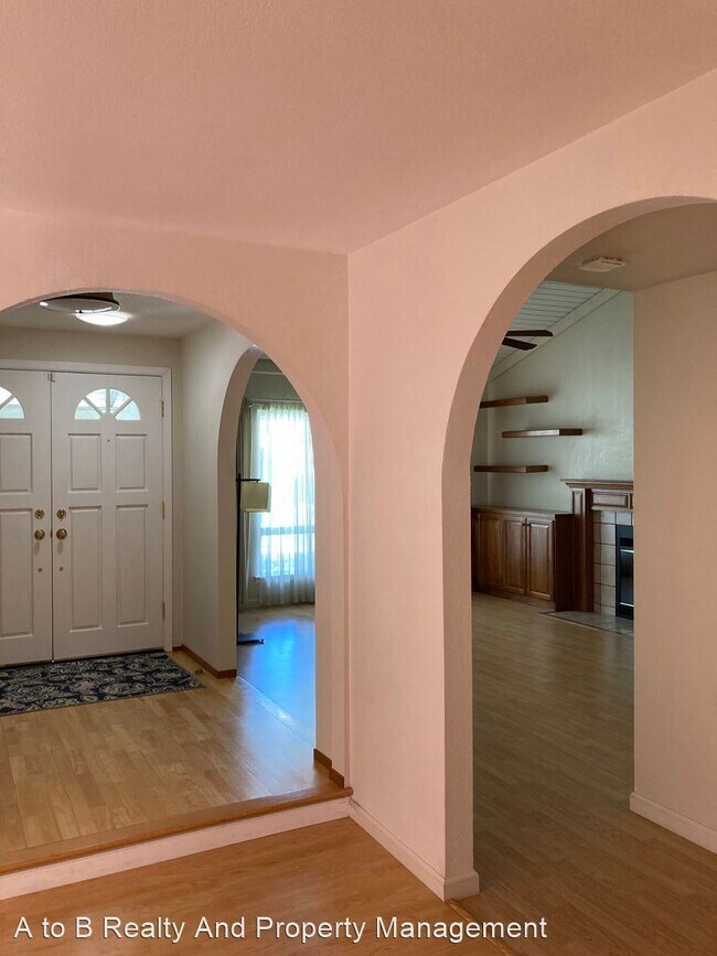 Building Photo - 4 br, 2 bath House - 6371 Mountford Drive