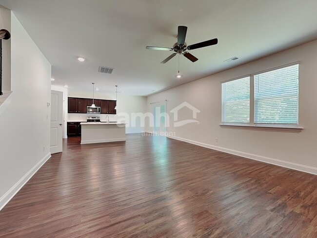 Building Photo - 636 Rivermist Dr
