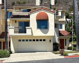 Building Photo - 2100 Costa del Sol