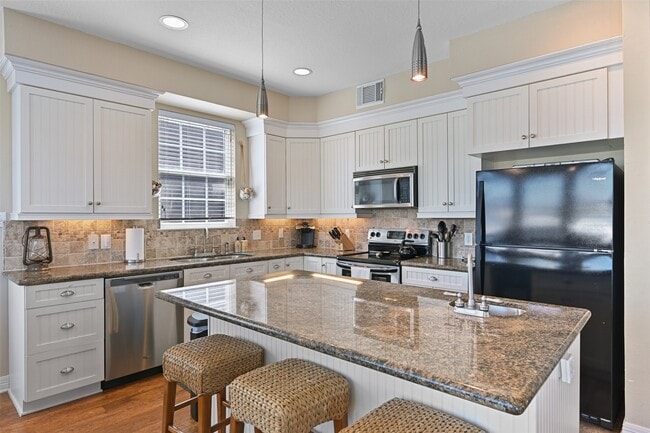 Building Photo - 3912 Bridge Harbor Dr
