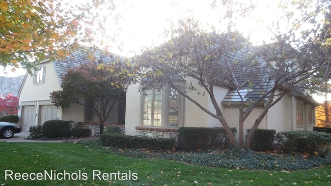 Building Photo - 56 Le Mans Ct