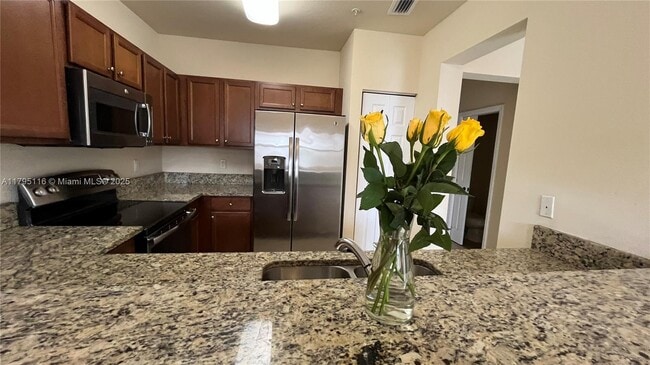Foto del edificio - 8850 NW 97th Ave