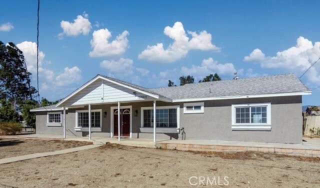 Foto del edificio - 16964 Mountain View Ave