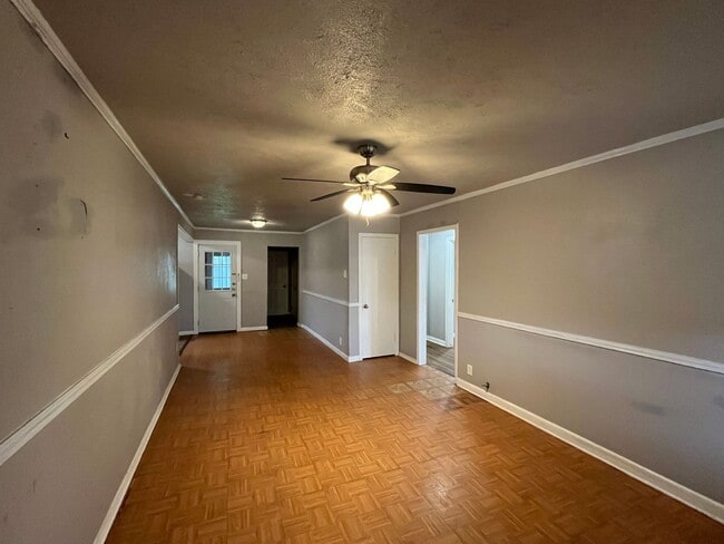 Building Photo - Calallen School District!!