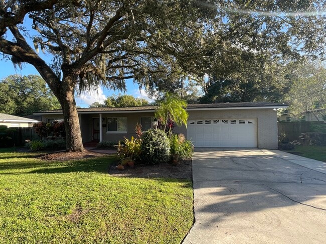 Building Photo - 386 Croton Dr