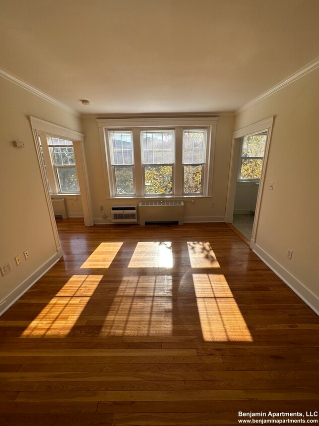 Primary Photo - 1 Langdon St