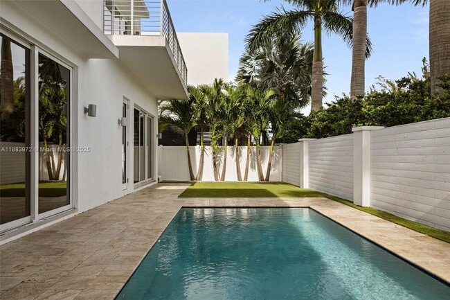 Foto del edificio - 10296 NW 74th Terrace