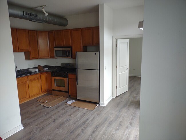 Foto del edificio - 1228 W Monroe St