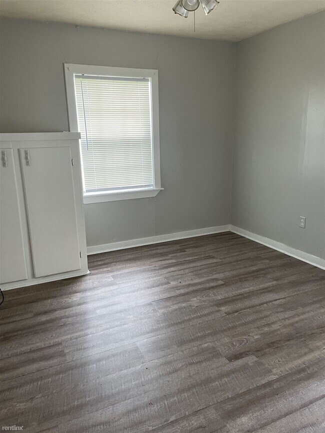 Foto del edificio - 3 br, 1 bath Duplex - 2322 Utah Street 1