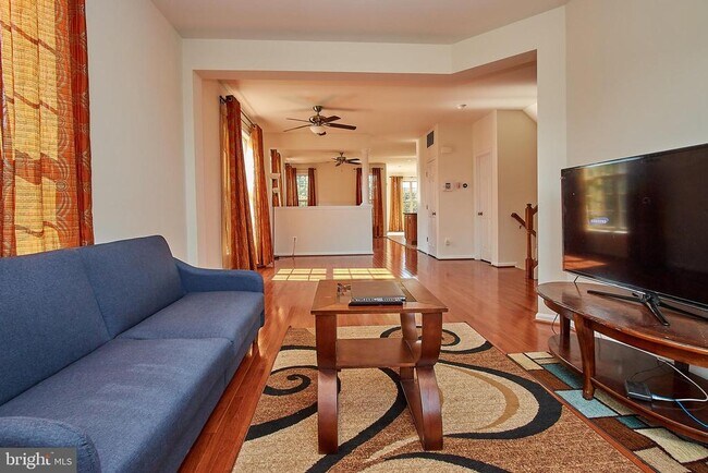 Building Photo - 42649 Macauley Place