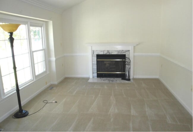 Building Photo - 12324 Knightsbridge Dr