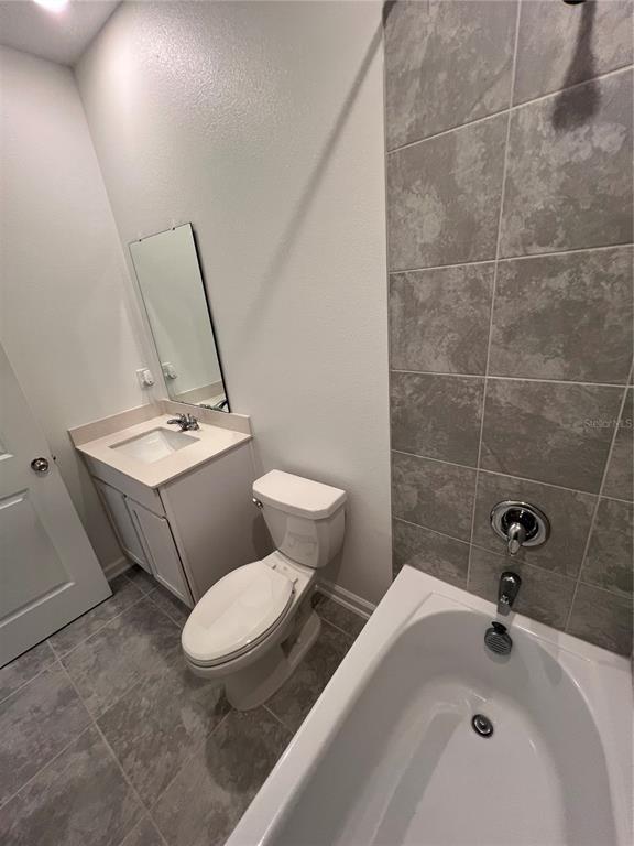 Foto del edificio - 2444 Skyline Lp