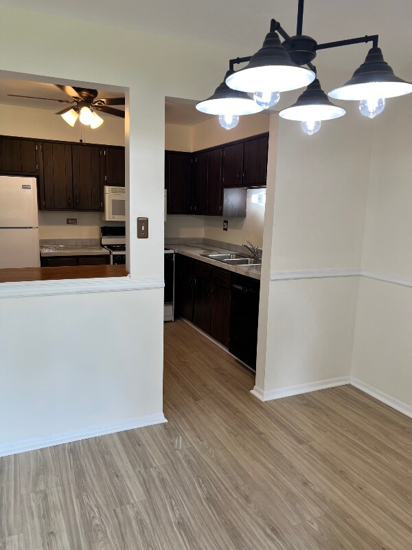 Building Photo - 1733 Harrow Ct