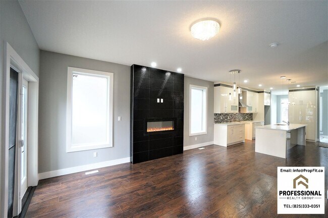 Photo du bâtiment - 9812 159 St NW