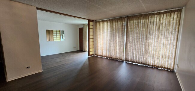 Foto del edificio - 1350 Ala Moana Blvd