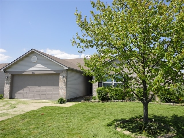 Building Photo - 270 Woodfield Dr