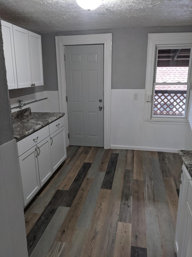 Building Photo - 117 N 60th St