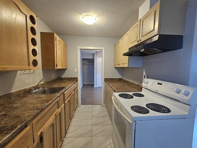 Building Photo - 46316 Margaret Ave